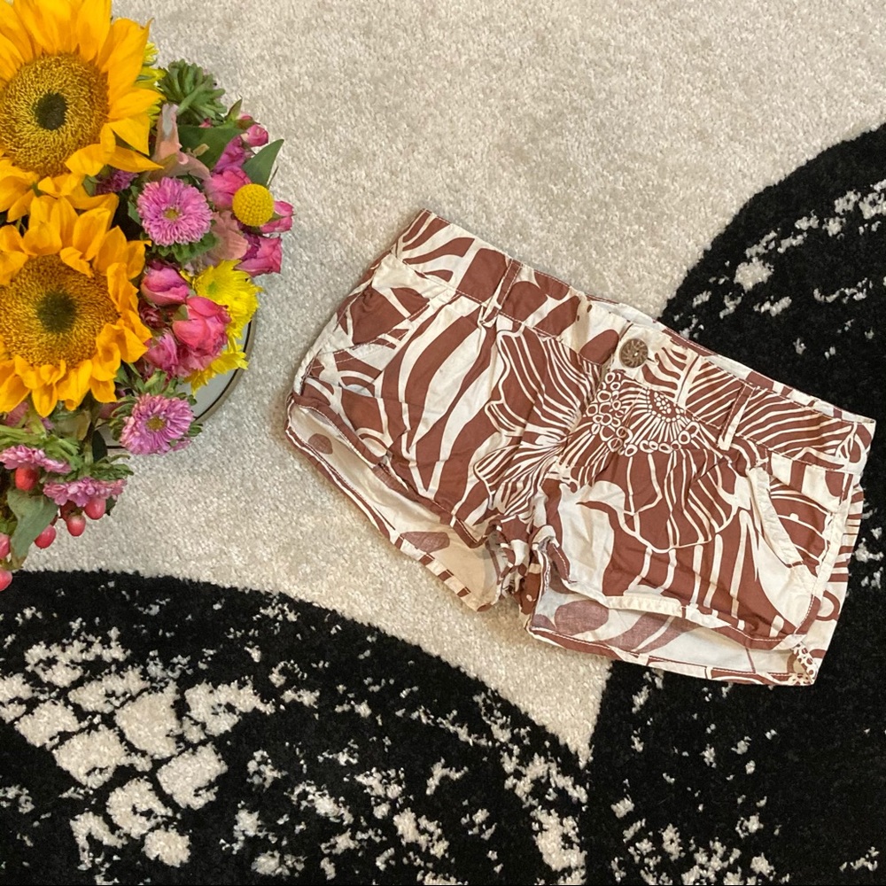 Tropical Print Short 🌺